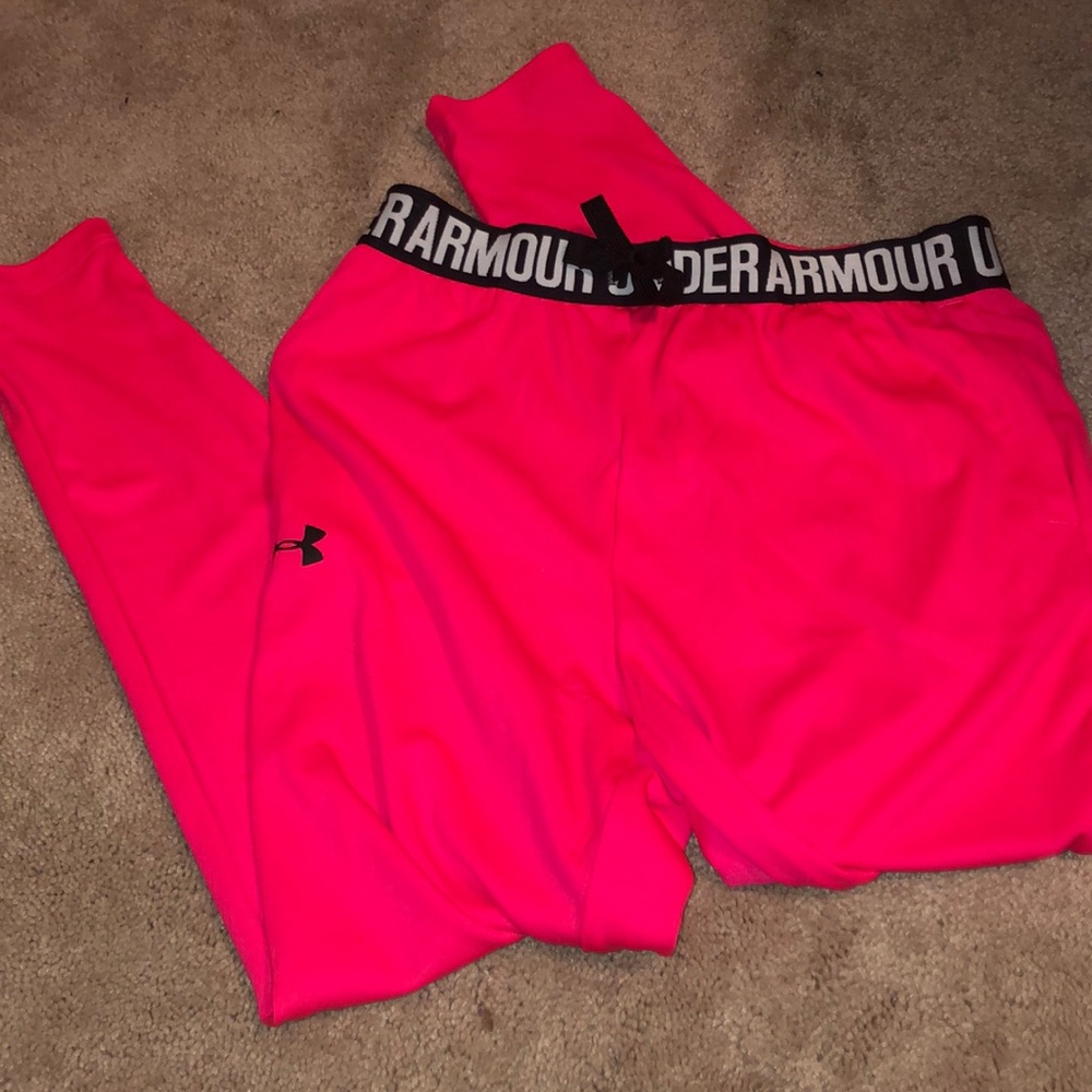hot pink under armour sweatpants